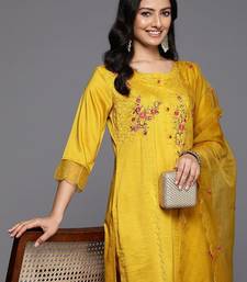 Floral Embroidered Thread Work Kurta With Trousers & Dupatta