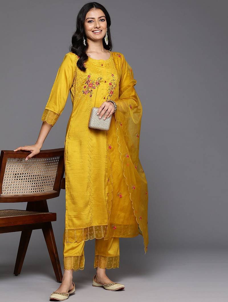 Floral Embroidered Thread Work Kurta With Trousers & Dupatta
