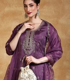 Women Floral Embroidered Kurta with Trousers & Dupatta
