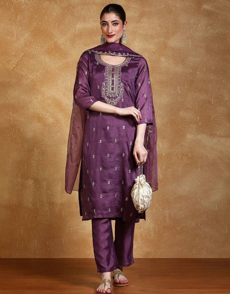 Women Floral Embroidered Kurta with Trousers & Dupatta