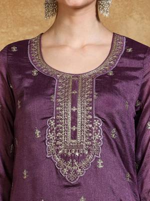 Women Floral Embroidered Kurta with Trousers & Dupatta 4