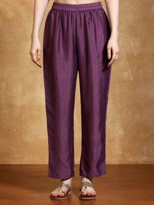Women Floral Embroidered Kurta with Trousers & Dupatta 7