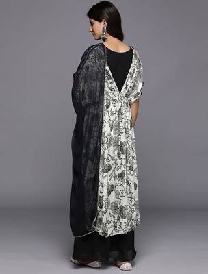 Women Floral Print High Slit Beaded Pure Silk Kurta With Palazzos & Dupatta 6