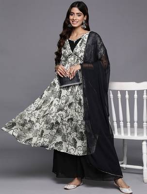 Women Floral Print High Slit Beaded Pure Silk Kurta With Palazzos & Dupatta 7