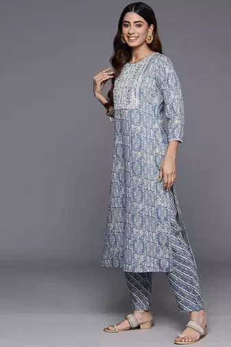 Geometric Printed Thread Work Kurta with Trousers & Dupatta