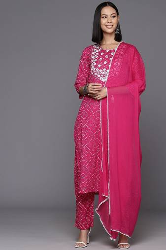 Women Floral Yoke Design Regular Thread Work Cotton Kurta with Trousers & Dupatta