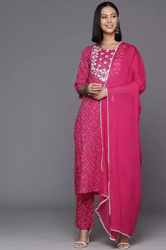Women Floral Yoke Design Regular Thread Work Cotton Kurta with Trousers & Dupatta