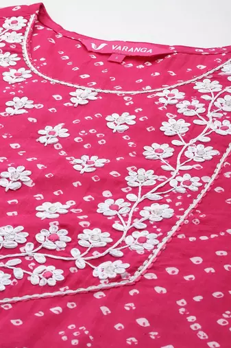 Women Floral Yoke Design Regular Thread Work Cotton Kurta with Trousers & Dupatta