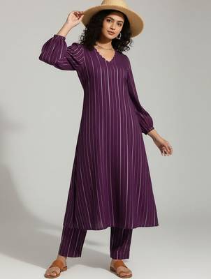 Women Striped Regular Silk Crepe Kurta with Trousers 4