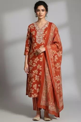 Women Ethnic Motifs Printed Regular Thread Work Kurta with Trousers & With Dupatta