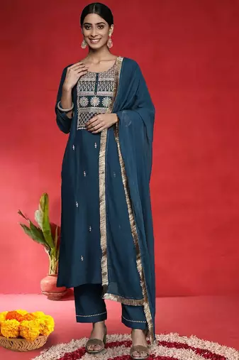 Women Ethnic Motifs Embroidered Kurta with Trousers & Dupatta