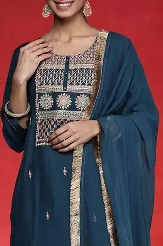 Women Ethnic Motifs Embroidered Kurta with Trousers & Dupatta