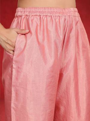 Women Ethnic Motifs Regular Kurta with Trousers & Dupatta 3