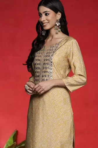 Ethnic Motifs Embroidered Gotta Patti Straight Kurta With Trousers & Dupatta