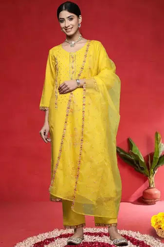 Women Embroidered Regular Thread Work Kurta with Trousers & Dupatta