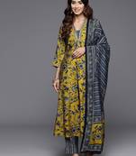 Floral Printed V-Neck Sequinned Chanderi Silk Kurta With Trousers & Dupatta