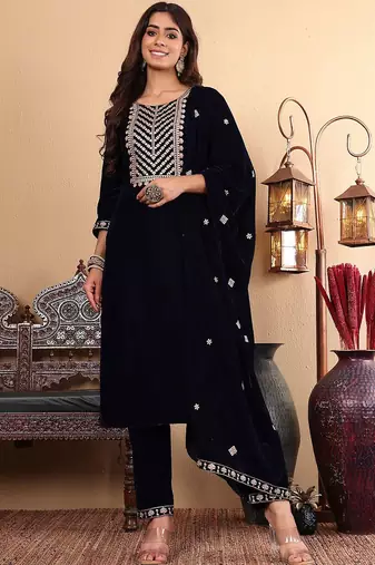 Ethnic Motifs Embroidered Zari Velvet Kurta With Trousers And Dupatta