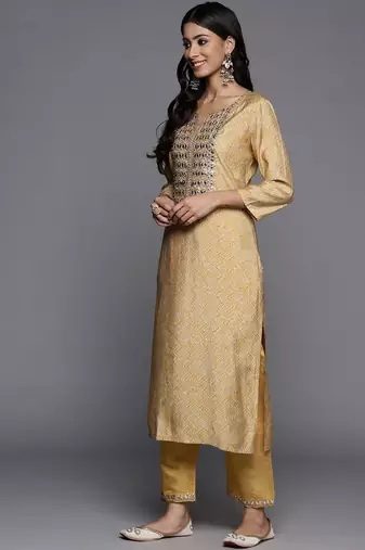 Women Embroidered Kurta with Gotta Patti, Zari & Mirror, Trousers and Dupatta
