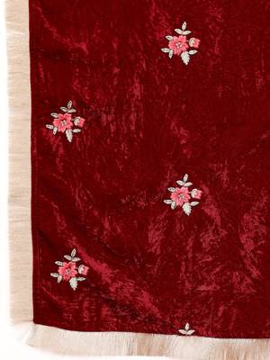 Floral Zari Yoke Regular Thread Work Kurta with Trousers & Dupatta 3