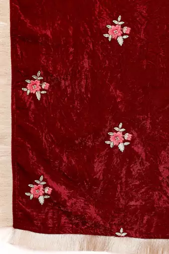 Floral Zari Yoke Regular Thread Work Kurta with Trousers & Dupatta