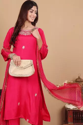 Women Pink pure silk zardozi & floral embroidered kurta with trousers & dupatta