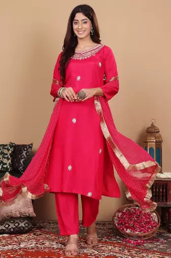 Women Pink pure silk zardozi & floral embroidered kurta with trousers & dupatta