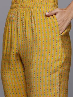 Floral Printed Pleated Sequinned Kurta With Trousers & Dupatta 3