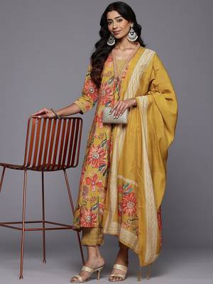 Floral Printed Pleated Sequinned Kurta With Trousers & Dupatta 7