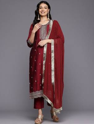 Floral Embroidered Zari Pure Silk Kurta With Trousers & Dupatta 1