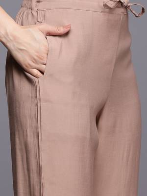 Floral Embroidered Thread Work Kurta With Trousers & Dupatta 3