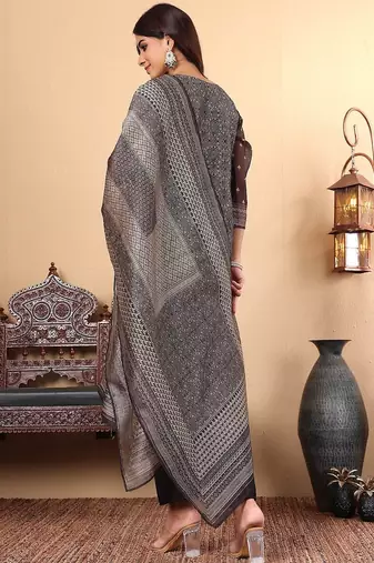 Ethnic motifs Printed Chanderi Silk Straight Kurta with Trousers & Dupatta