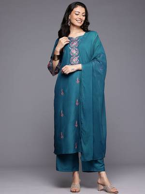 Floral Embroidered Mirror Work Kurta With Trousers & Dupatta 1