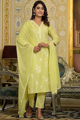 Floral Embroidered V-Neck Thread Work Straight Kurta With Trousers & Dupatta