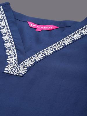 Ethnic Thread Embroidered Kurta & Trousers With Dupatta 2