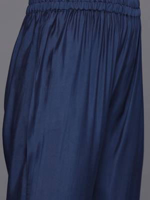 Ethnic Thread Embroidered Kurta & Trousers With Dupatta 3