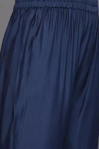 Ethnic Thread Embroidered Kurta & Trousers With Dupatta