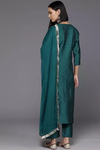 Yoke Design Sequinned Straight Kurta & Trousers With Dupatta