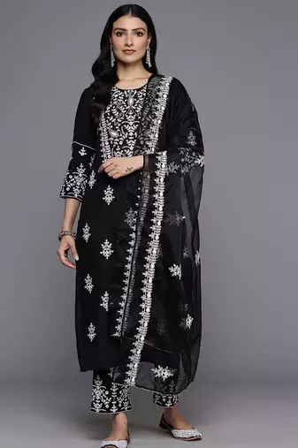 Ethnic Thread Embroidered Kurta With Trousers & Dupatta