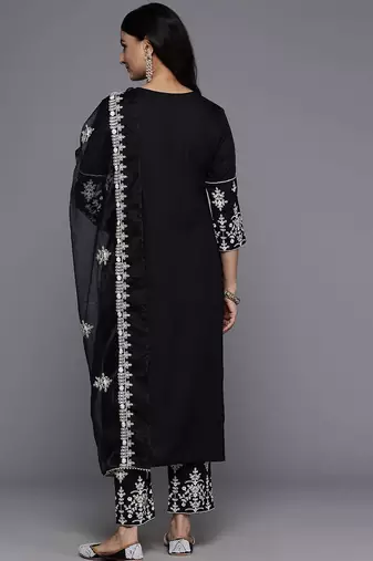 Ethnic Thread Embroidered Kurta With Trousers & Dupatta