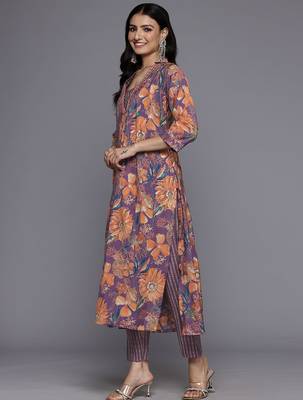 Ethnic Floral Printed Sequinned Kurta With Trousers & Dupatta 5