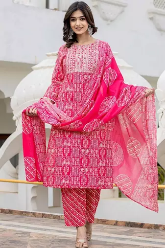 Women Floral Embroidered Regular Thread Work Kurta with Trousers & With Dupatta