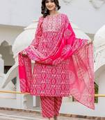 Women Floral Embroidered Regular Thread Work Kurta with Trousers & With Dupatta
