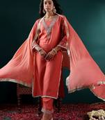 Women Floral Embroidered Regular Kurta with Trousers & With Dupatta