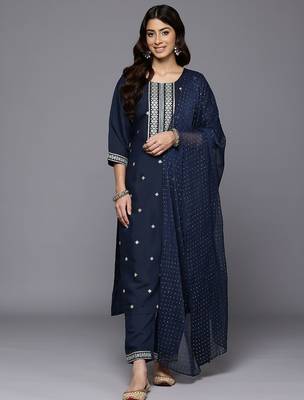 Ethnic Motifs Embroidered Kurta With Trousers & Dupatta 1