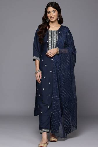 Ethnic Motifs Embroidered Kurta With Trousers & Dupatta