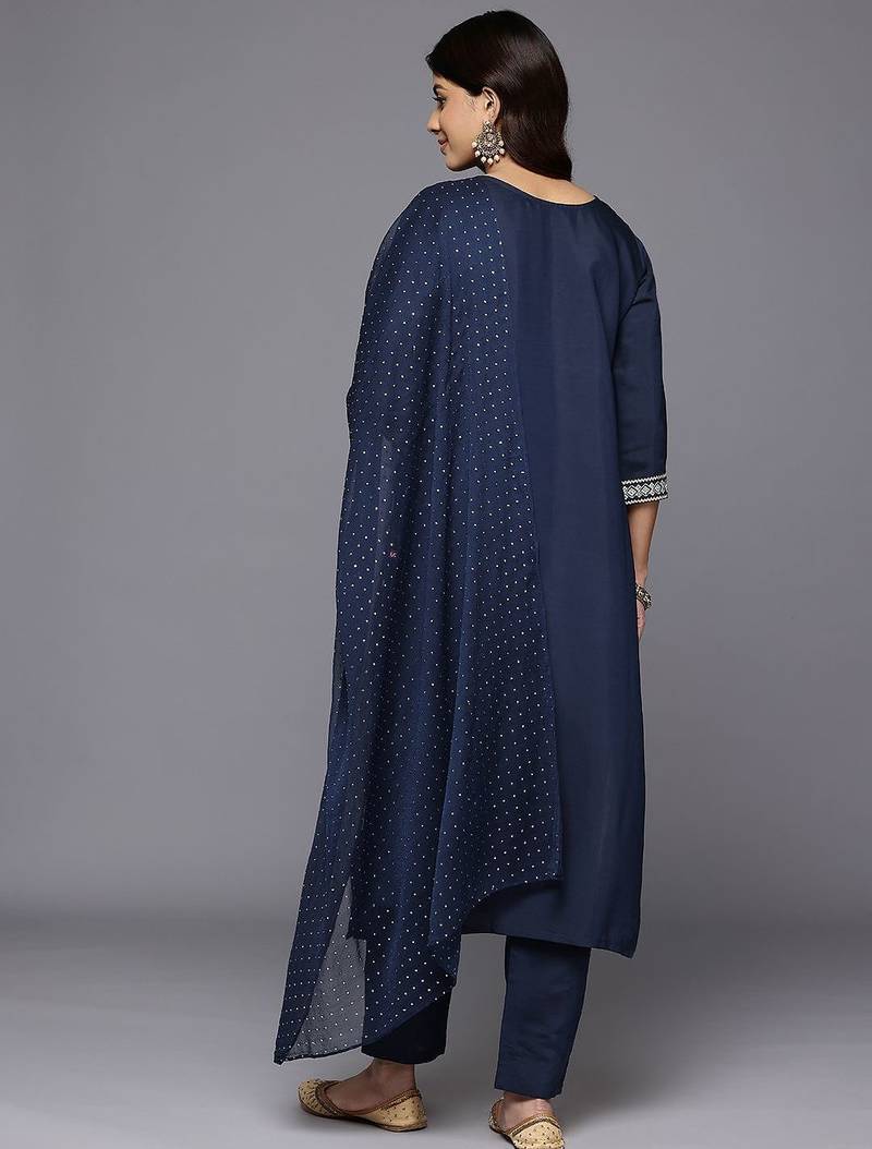 Ethnic Motifs Embroidered Kurta With Trousers & Dupatta