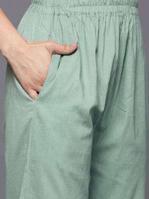 Floral Embroidered Panelled Thread Work Pure Cotton Kurta With Trousers & Dupatta 3