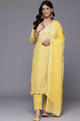 Women Regular Thread Work Kurta with Trousers & With Dupatta