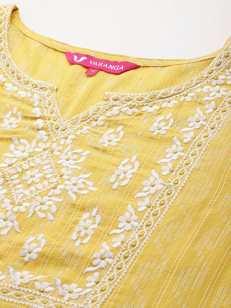 Women Regular Thread Work Kurta with Trousers & With Dupatta