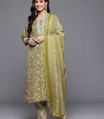 Ethnic Motifs Printed Zari Kurta With Trousers & Dupatta